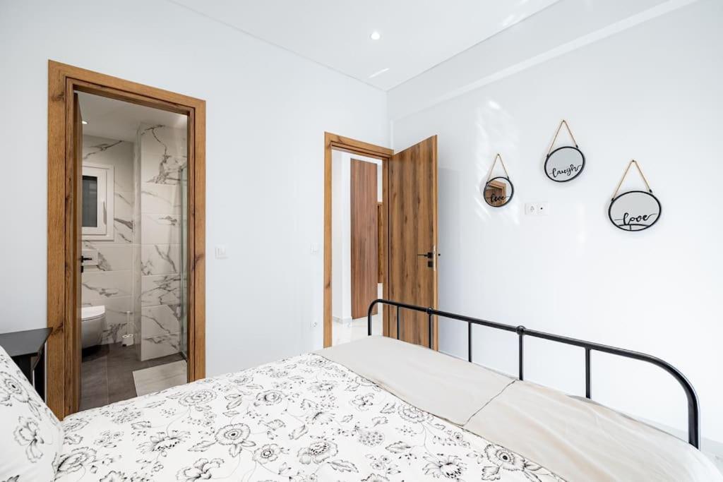 אתונה Spacious And Modern Flat At Koukaki, Near Acropolis מראה חיצוני תמונה