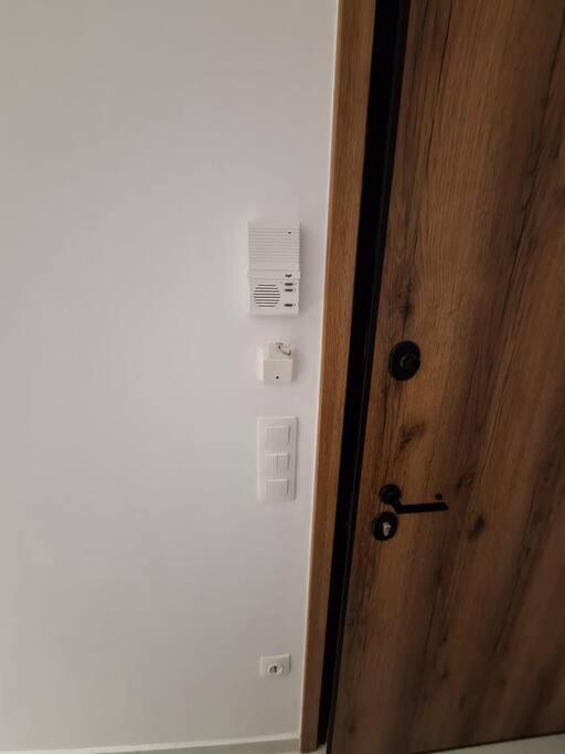 אתונה Spacious And Modern Flat At Koukaki, Near Acropolis מראה חיצוני תמונה